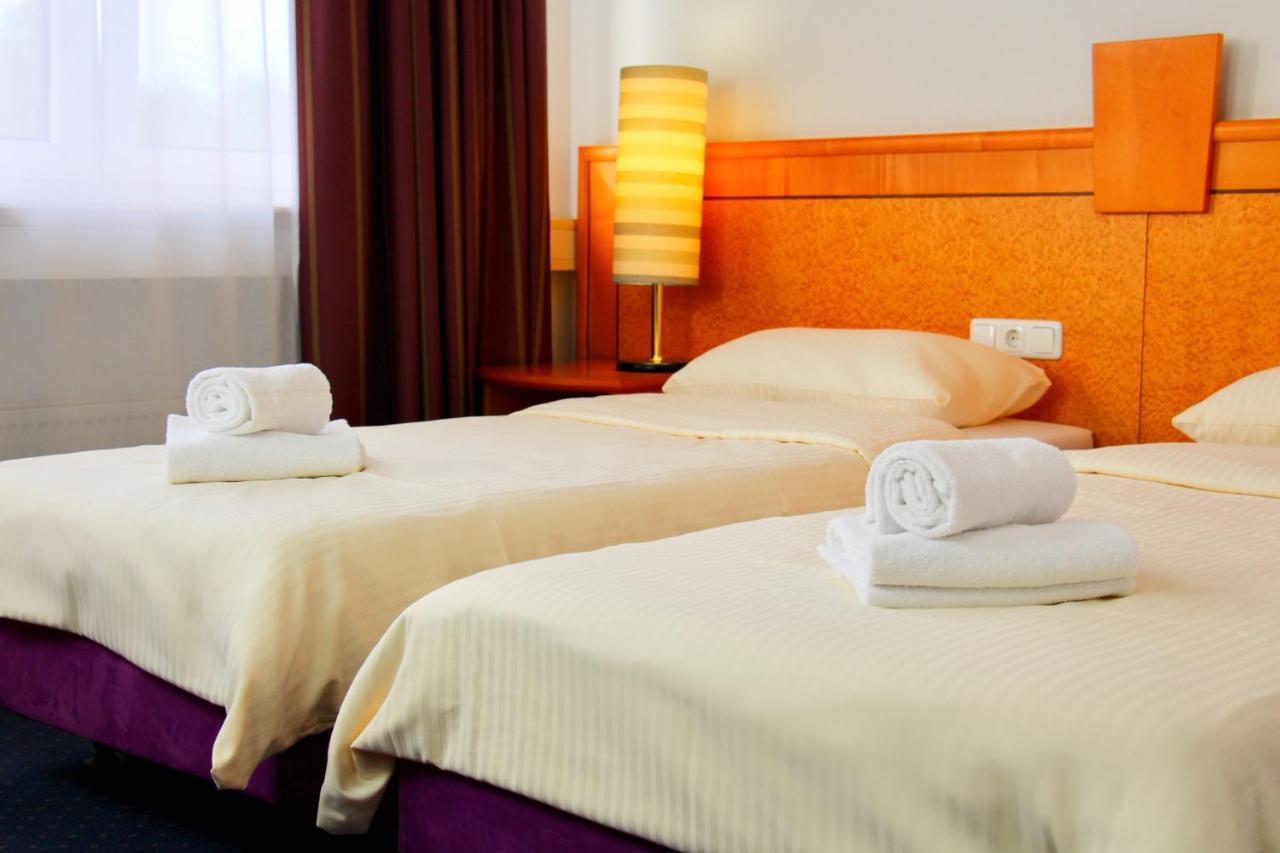 Hotel Parkhotel Viktoria 3*